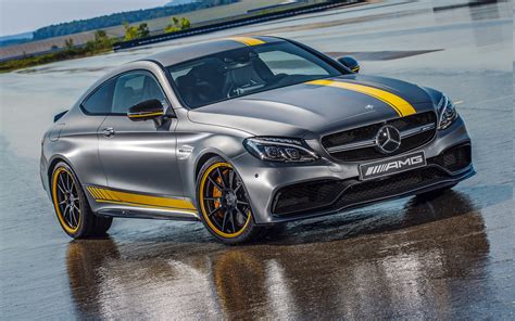 2017 Mercedes-Benz AMG C 63 Owners Manual